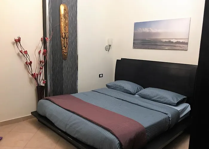 Апартаменты Pool View At British - Unit 02 *
